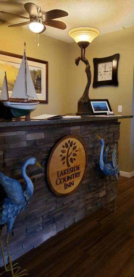 Lakeside Country Inn Manitou Beach 외부 사진